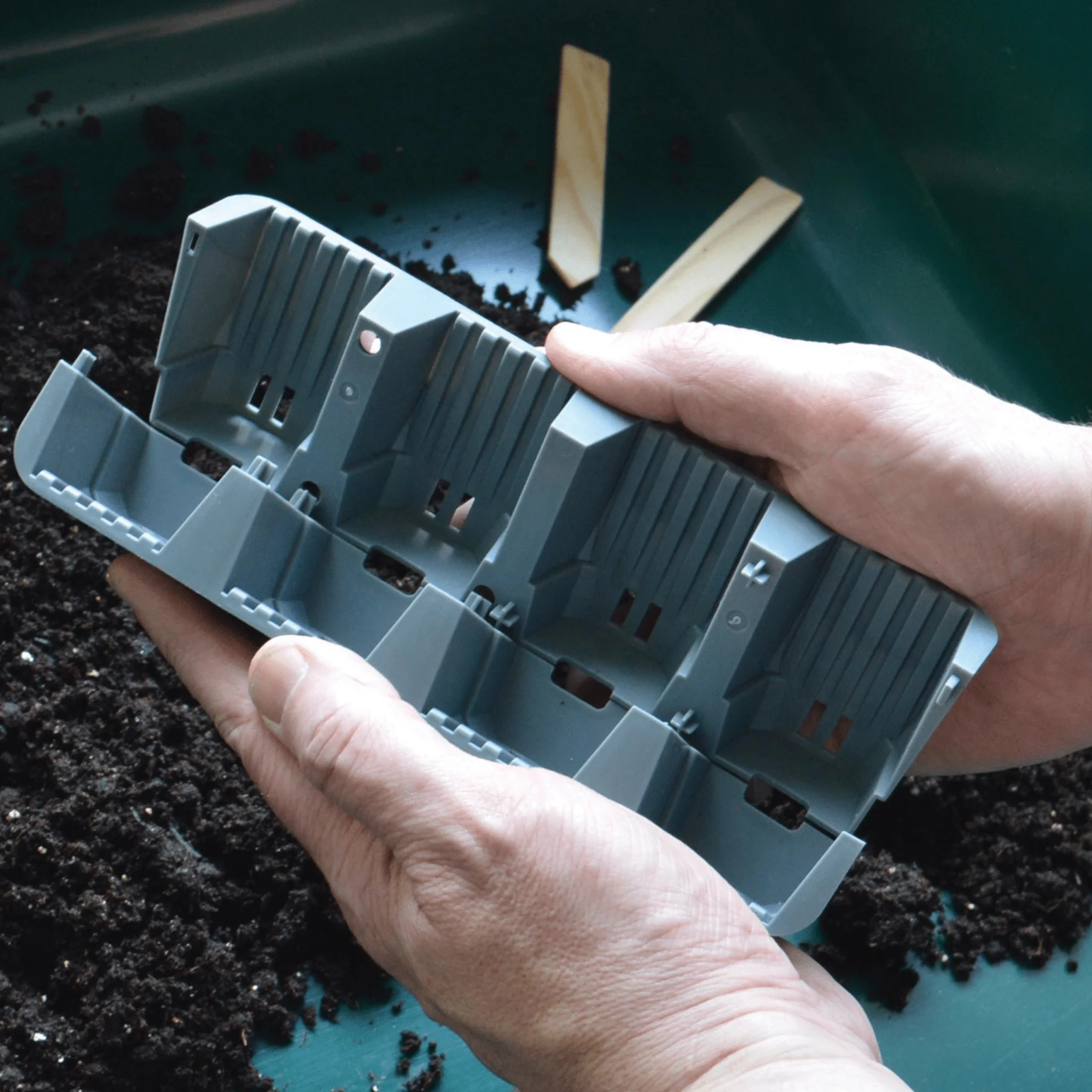 24 Cell Self Watering Fast Root Seed Success Kit Propagator - Image 11