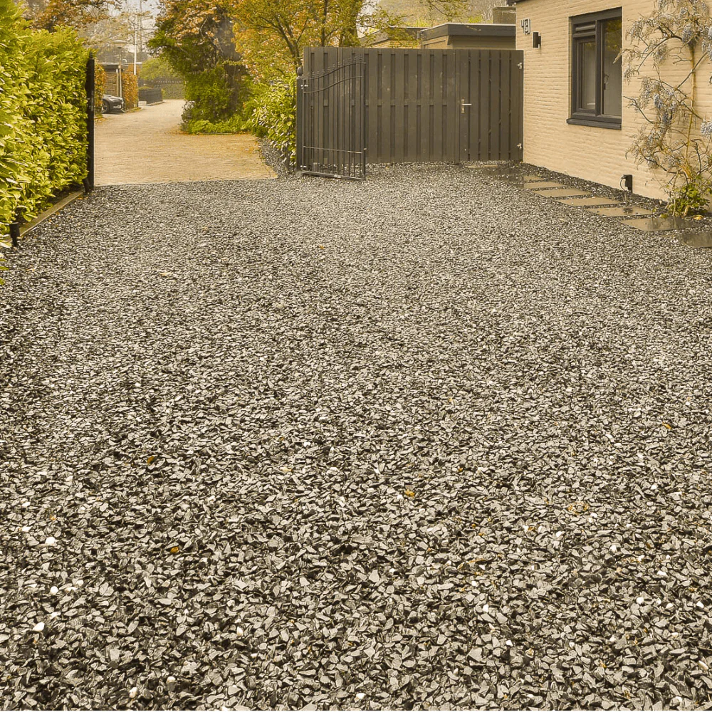 Black Diamond Gravel Chippings - Image 3