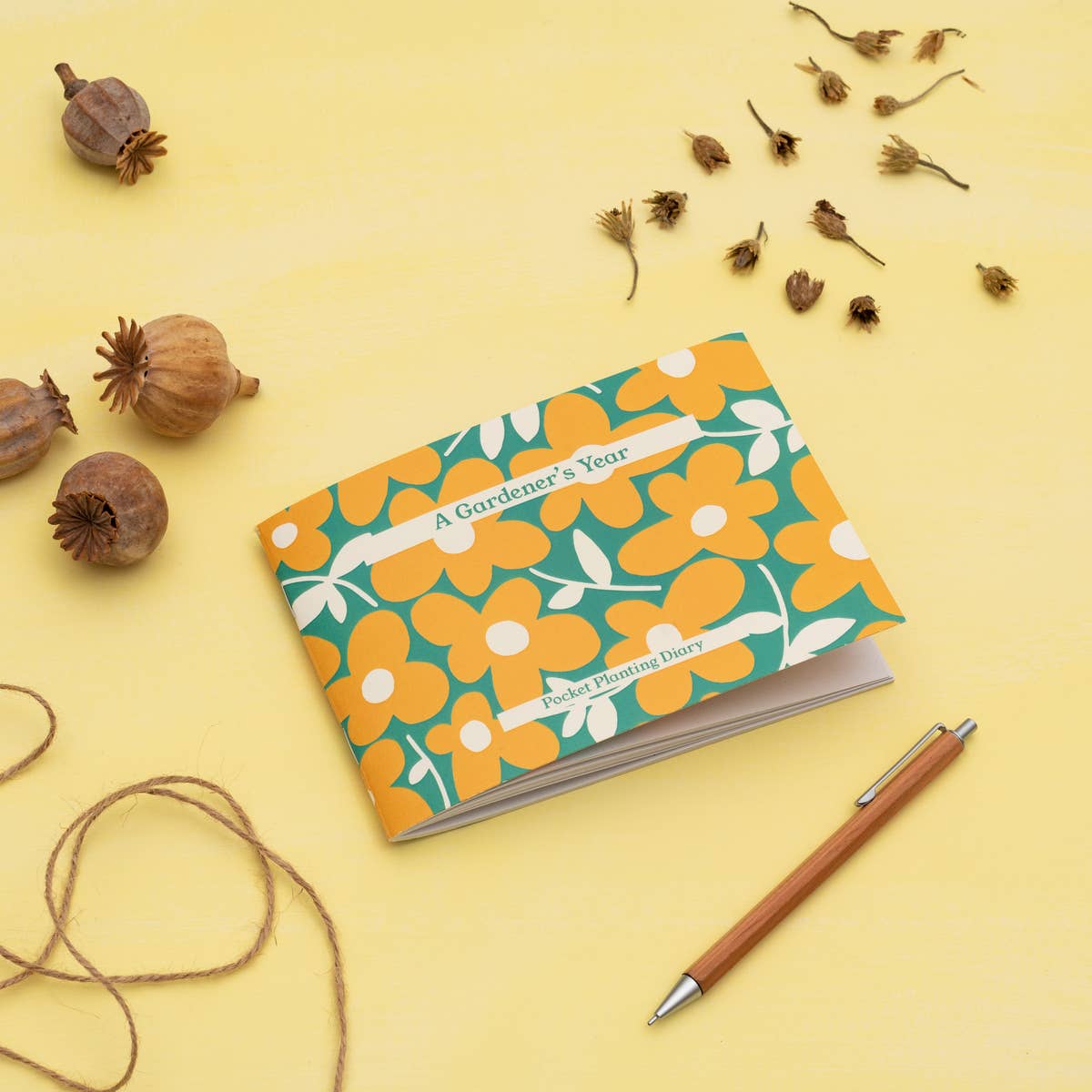 Gardener’s Diary – ‘Blumen’ Botanical Journal | Studio Wald