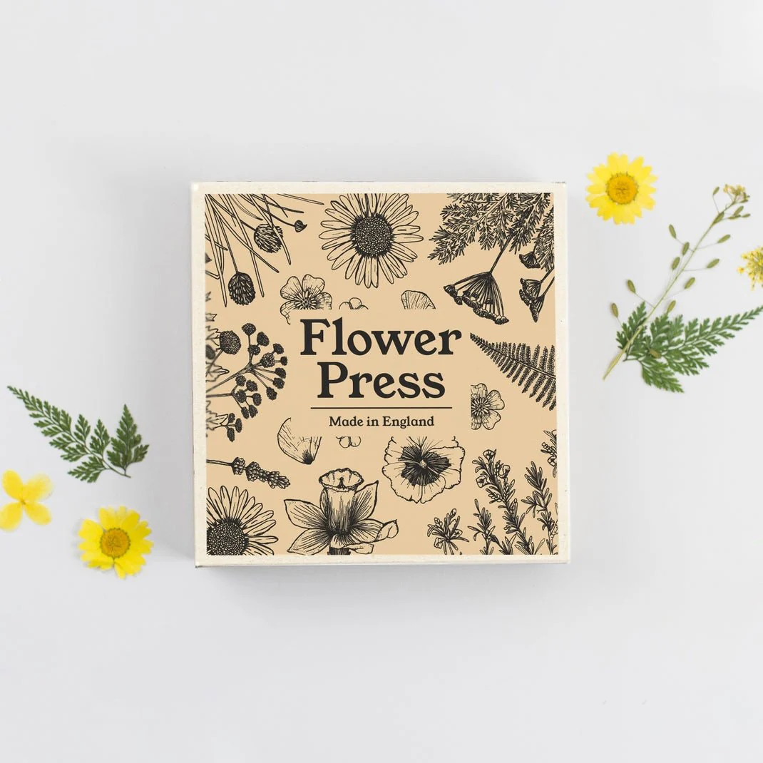 Flower Press Line Design 15cm Wooden Flower Press Kit, Made in England - Image 2