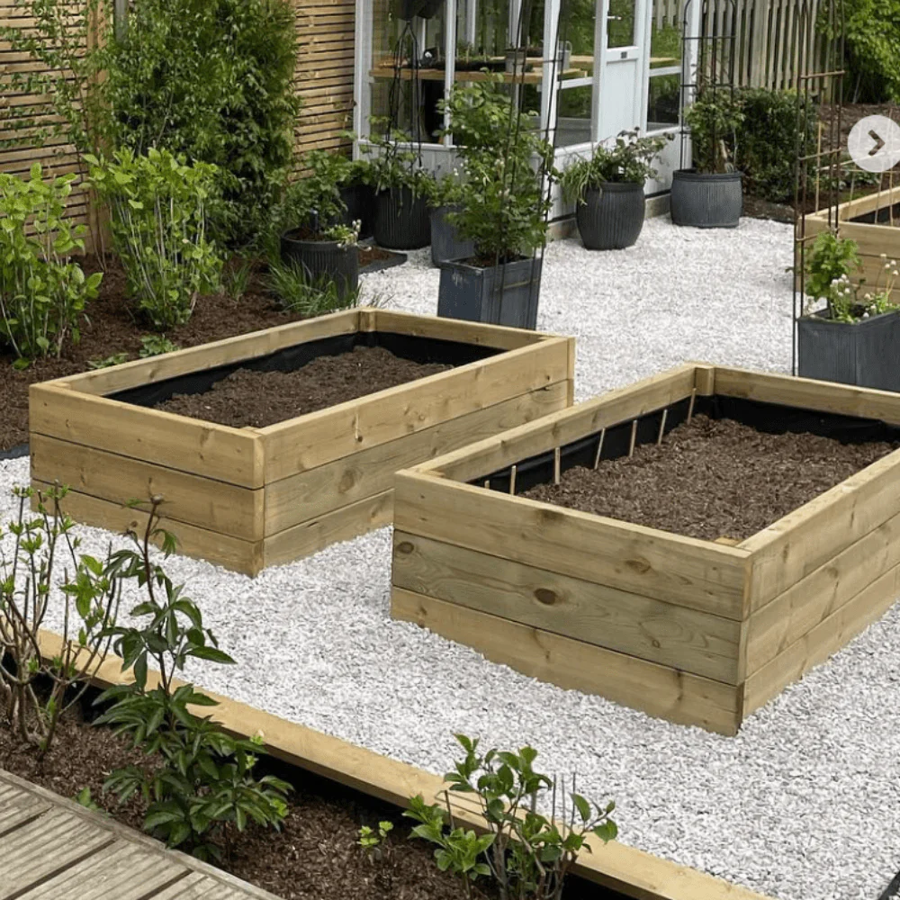 White Grey Limestone Gravel Chippings - Image 2